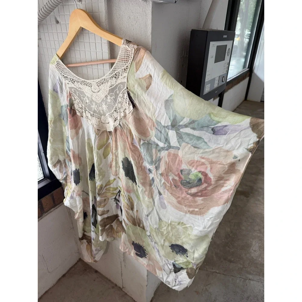 Elizabeth Gillett Floral Kimono Wrap Poncho Crochet Lace Inset Viscose One Size